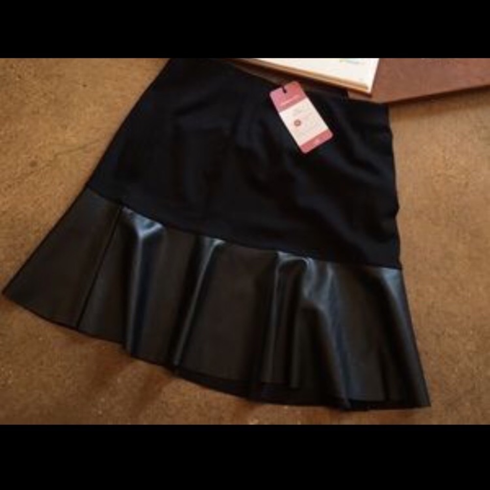 cabi Chelsea skirt